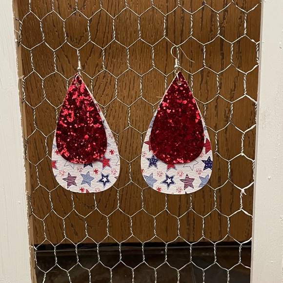 Fourth of July earrings - Picture 8 of 14